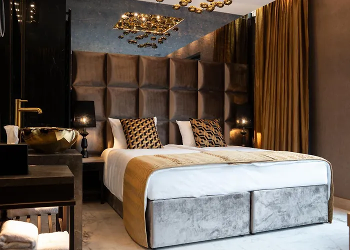 Art Suites Luxury